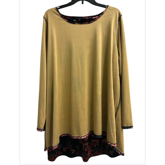Intro. Black Floral Velvet Stretchy Long Sleeves Tunic Top Women's Plus Size 2X - Picture 4 of 9